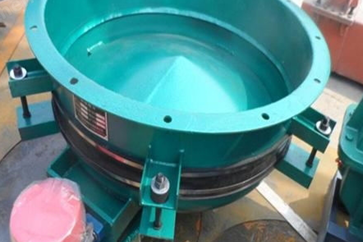 什么是惯性振动给料斗，性能特点怎样